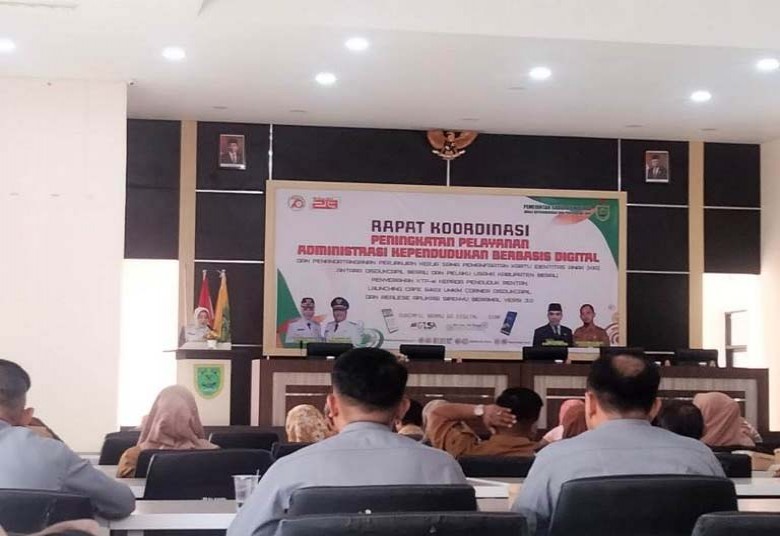 Bupati Berau Buka Rakor Peningkatan Layanan Administrasi Kependudukan Berbasis Digital