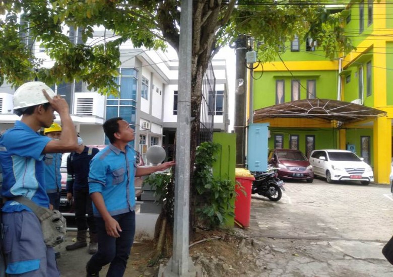 Arus Listrik di Tiang LPJU Bocor