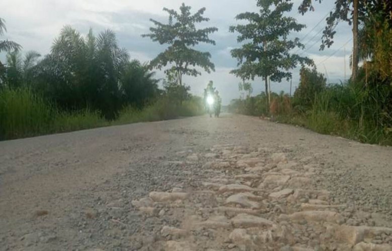 Perbaikan Jalan Menuju ke Kecamatan Segah Dilakukan Bertahap