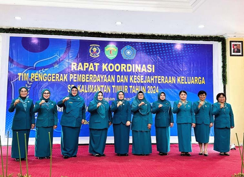 Ketua TP PKK Berau  Sri Aslinda Gamalis Hadiri Rakor PKK Kaltim