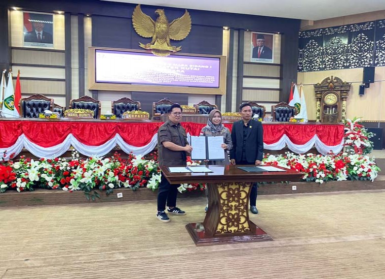 DPRD-Pemkab Kukar Setujui Raperda Perubahan APBD 2024