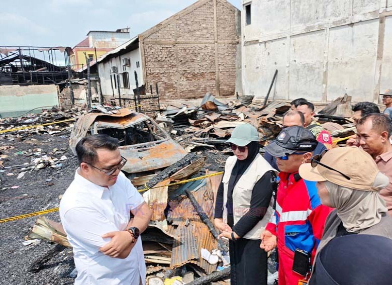Tinjau Lokasi Kebakaran Kartini, Bupati Kukar Siapkan Pemulihan Jangka Panjang