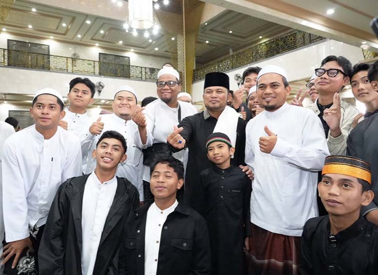 Awali Safari Ramadan, Gubernur Rudy Ajak Pelajar dan Mahasiswa Kaltim Membumikan Al-Qur’an