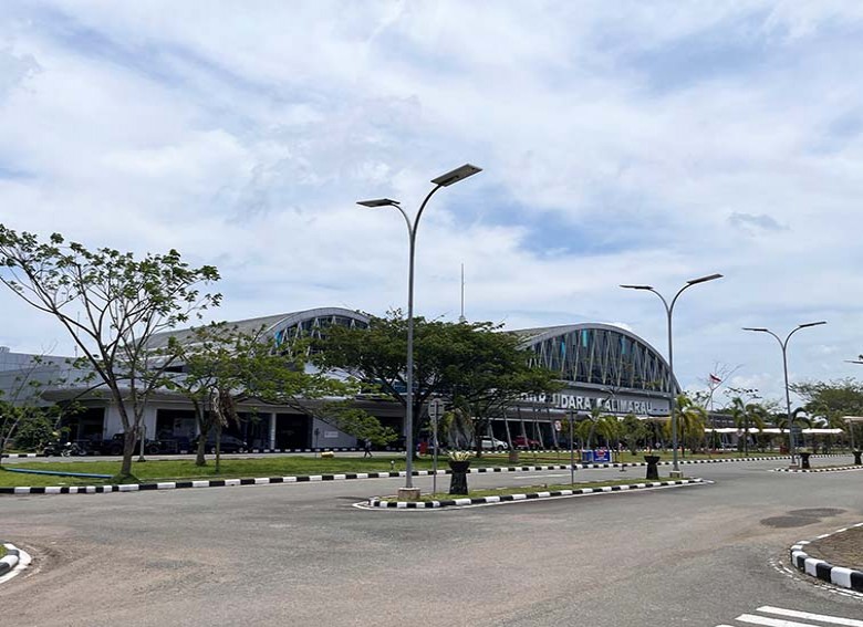 Sempat Lumpuh Akibat Kepungan Kabut Asap, Sekarang Aktivitas Penerbangan Bandara Kalimarau Kembali Berjalan Normal