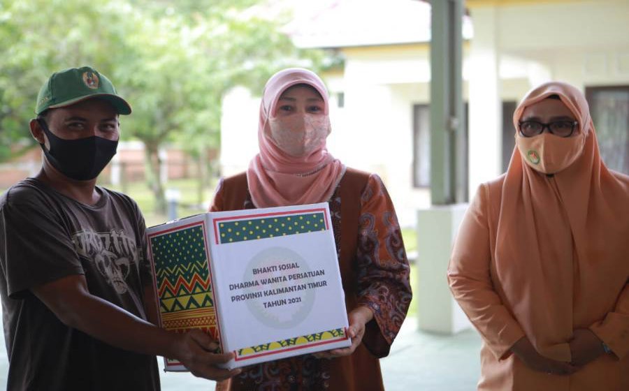 DWP Kaltim Peduli Kaum Dhuafa dan Pekerja Harian