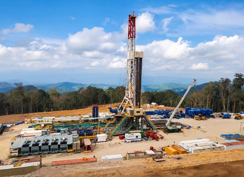 Rig PDSI#39.3/D1500-E Tunjukkan Kinerja Unggul, Sumur Baru di Prabumulih Mengalirkan Minyak hingga 2.184 BOPD