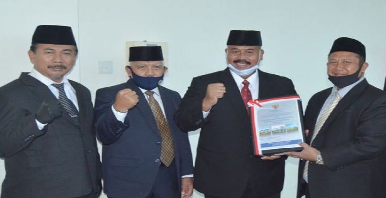 Ketua DPRD Abdul Rasid Apresiasi Pemkab Kukar Raih Opini WTP
