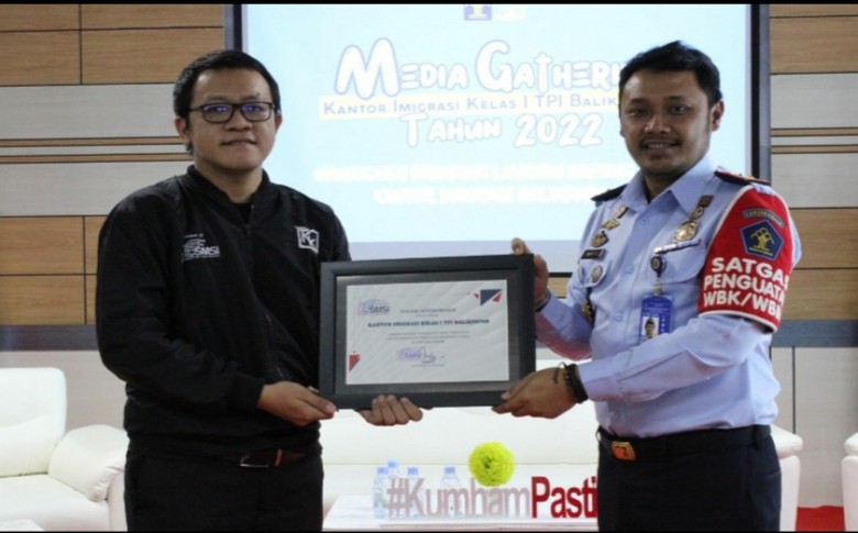 Kantor Imigrasi Balikpapan Raih Penghargaan Keterbukaan Informasi Publik