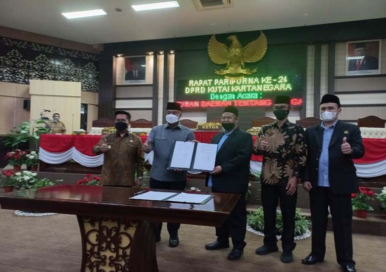 DPRD Sahkan APBD Kukar Tahun 2022 Rp5,2 Triliun