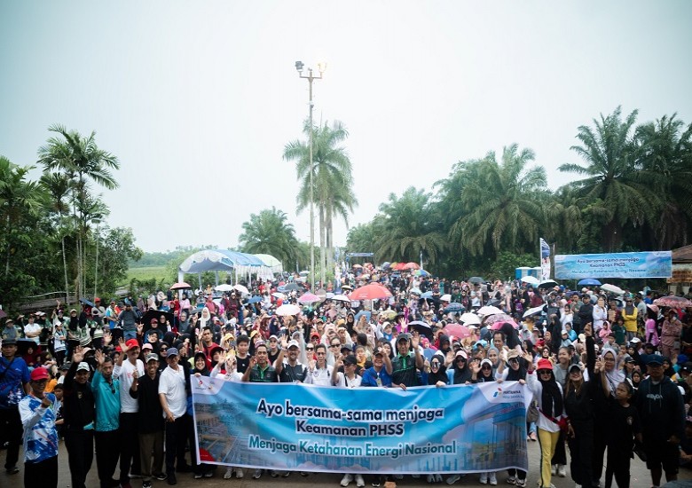 Lebih Dari 5.100 Warga Kecamatan Muara Badak Meriahkan Fun Walk PHSS 2025