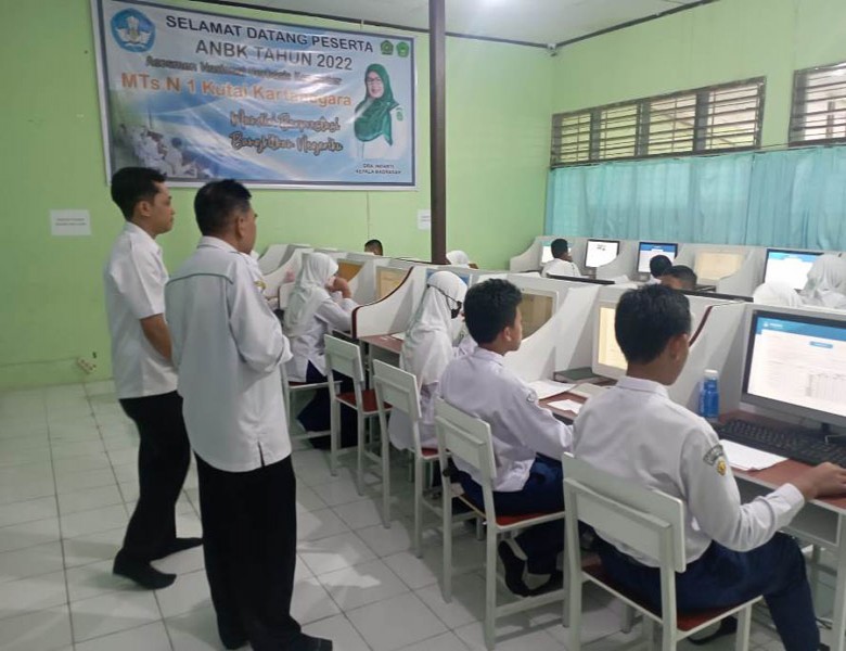 ANBK di MTs Negeri 1 Kukar Berjalan Lancar