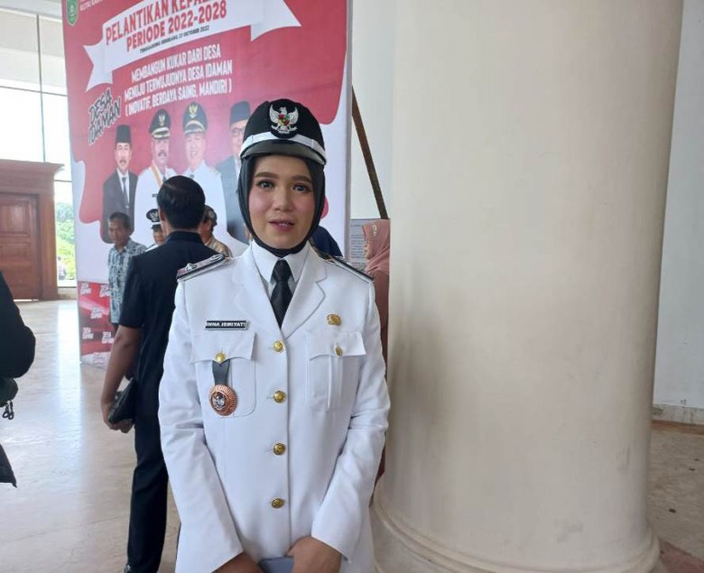 Kades Perempuan Termuda di Kukar, Siap Lanjutkan Pembangunan Desa Bunga Jadi Muara Kaman
