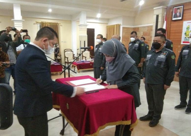 Ketua KONI Kaltim Zuhdi Yahya Resmi Lantik Panitia Besar Porprov