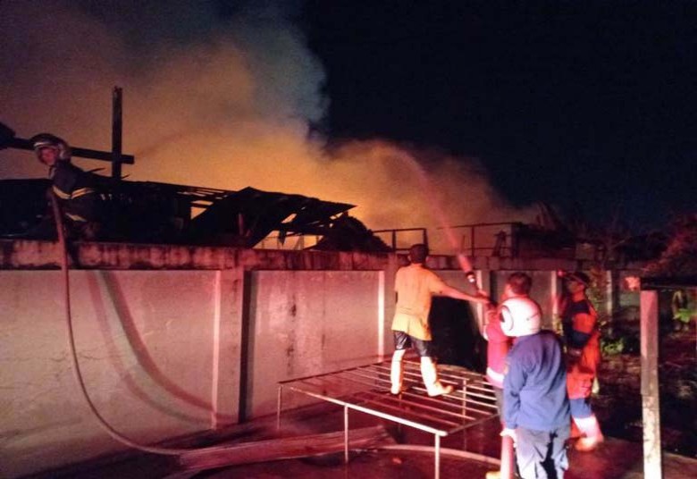 20 Rumah Ludes Terbakar di Tenggarong