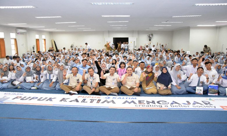 PT Pupuk Kaltim Berkewajiban Ikut Mencerdaskan Kehidupan Bangsa
