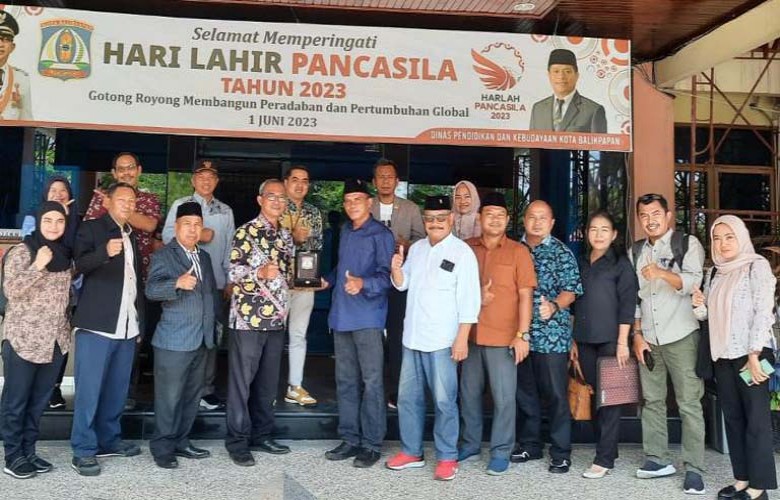 Komisi IV DPRD Kukar Lakukan Kunjungan ke Dinas Pendidikan Balikpapan