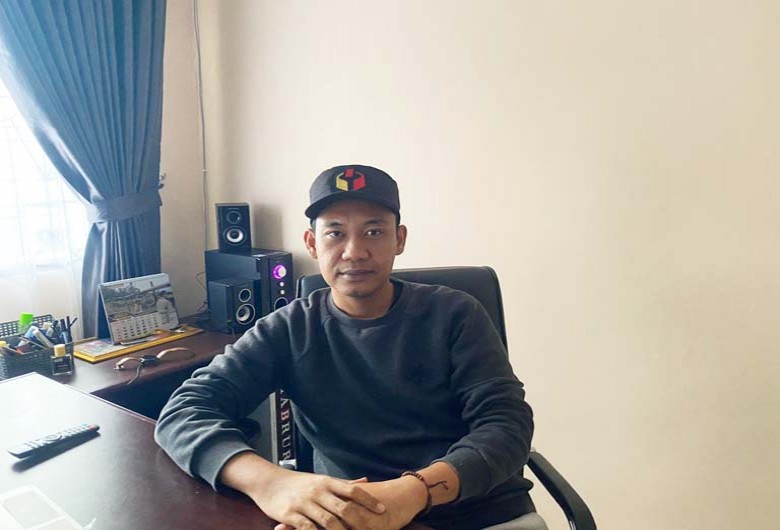 Dilarang Politik Uang, Teguh : Diperbolehkan Pembagian Bahan Kampanye