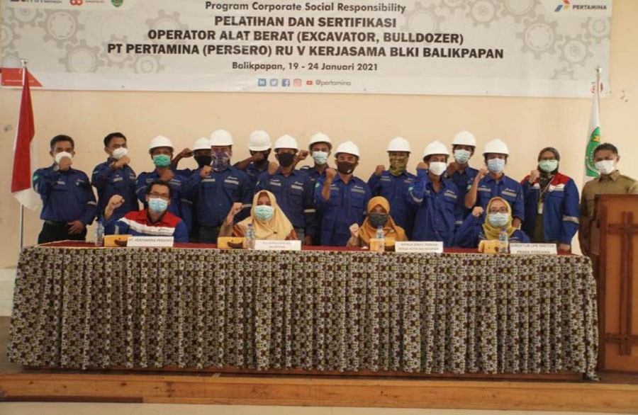 Kolaborasi dengan BLKI Balikpapan, Pertamina Selenggarakan Sertifikasi Operator Alat Berat