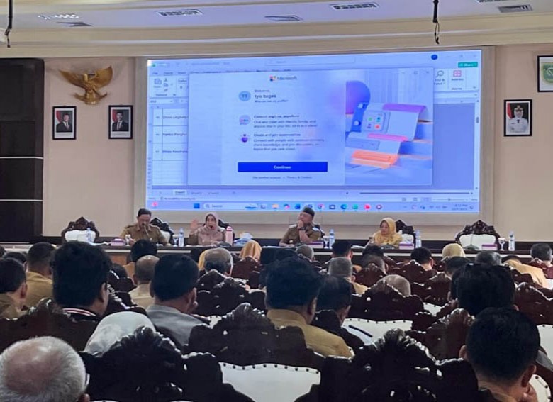 Rapat Penyerapan Anggaran Tidak Dihadiri Sejumlah Pimpinan OPD, Bupati Berau Geram