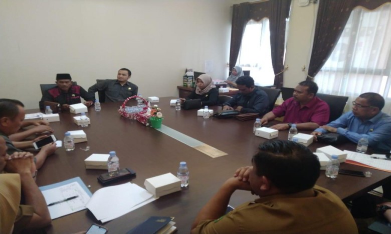 Komisi IV DPRD Gelar RDP Terkait Pembangunan SMPN 1 Tenggarong