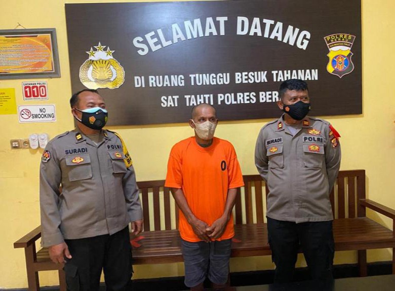 Bejat, Seorang Pria 51 Tahun Ini Cabuli Anak Tirinya