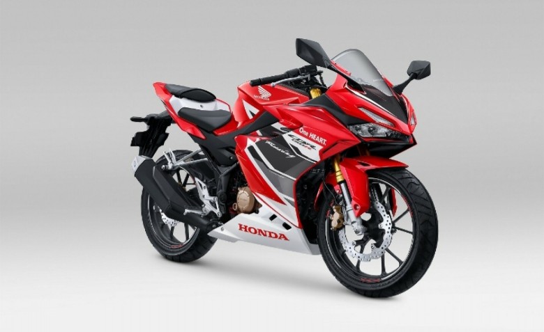 Semakin Agresif,  New CBR 150R Berpenampilan Baru