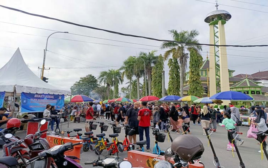 Ratusan Lapak Dagangan Warnai Lokasi CFD Tenggarong, Upaya Pemerintah Bantu Pedagang Kecil