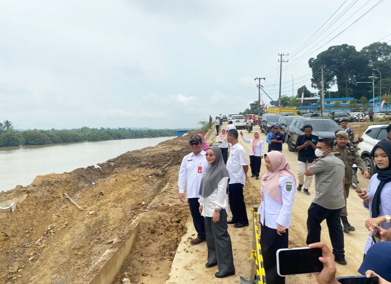Kampung Gurimbang Dapat Anggaran Bankeu Provinsi Kaltim Untuk Proyek Turap dan Pembangunan Jalan