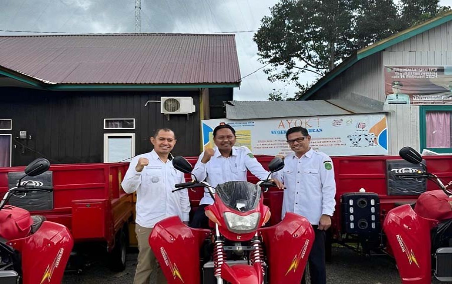Seluruh Desa di Kota Bangun Darat Terima Bantuan Armada Roda Tiga Untuk Angkut Sampah