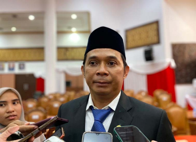 Efisiensi Jam Kerja dan Penanganan Sampah Mendapat Perhatian Dewan