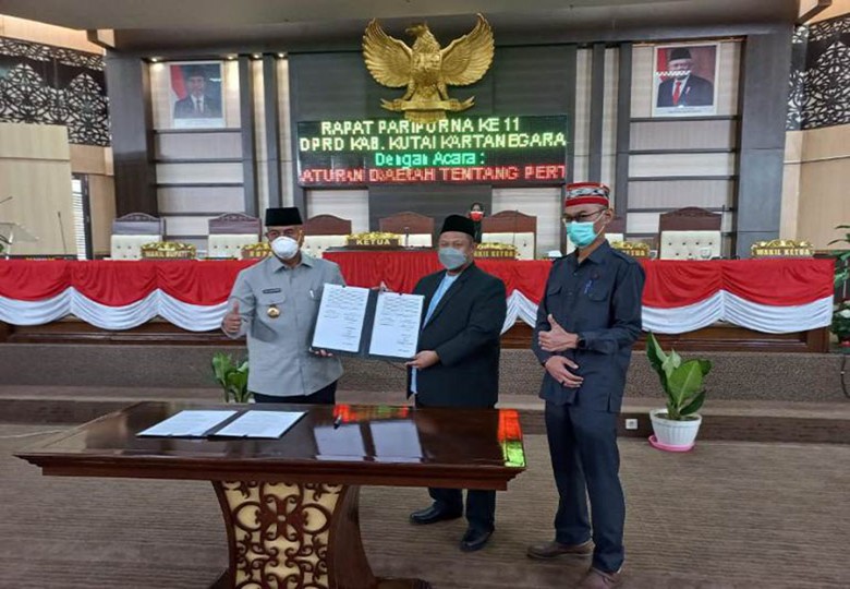 DPRD Kukar Setujui Raperda Pertanggungjawaban APBD 2020