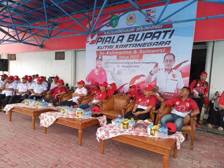 Kejuaraan Renang Piala Bupati Kukar se-Kalimantan dan Sulawesi Diikuti 406 Peserta