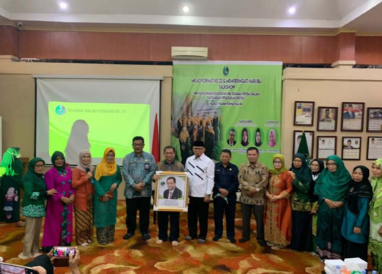 Wagub Hadiri Milad Forhati Ke-23 dan Talkshow Hari Ibu