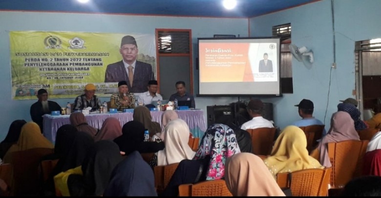 Pentingnya Ketahanan Keluarga, Salehuddin Gelar Sosper di Desa Sebulu Modern