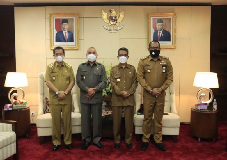 Bupati dan Wakil Bupati Kutim Silaturahmi ke Gubernur dan Wagub Kaltim