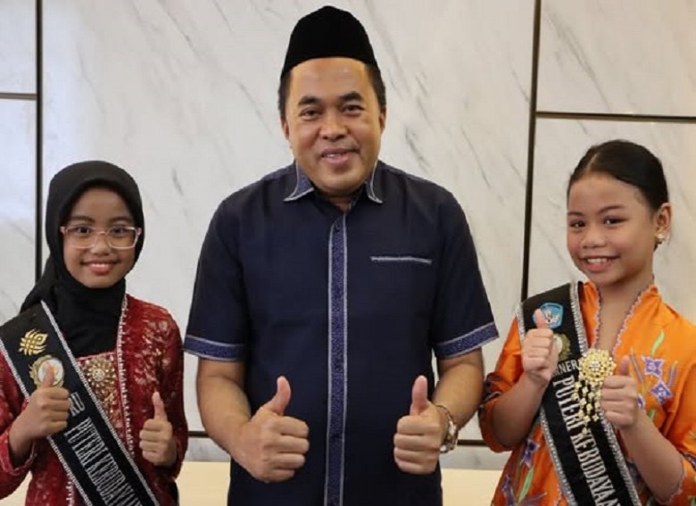 Ketua DPRD Ahmad Yani Apresiasi Putri Kebudayaan Cilik Indonesia Asal Kutai Kartanegara