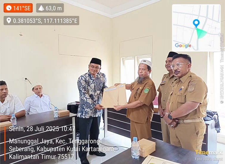 DPMD Kukar Pantau Seleksi Calon Kepala Desa Antarwaktu di Manunggal Jaya