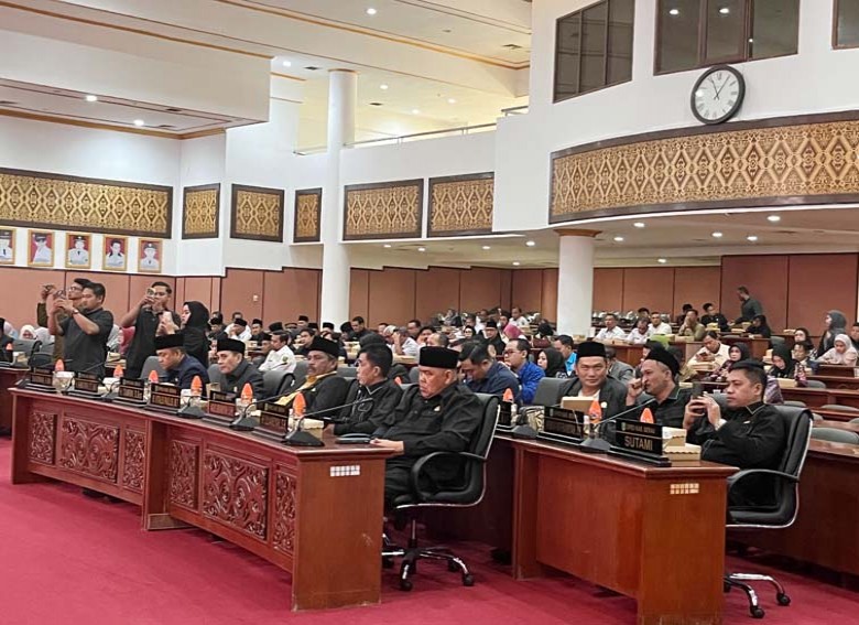 Bupati Berau Paparkan Visi Misi 2025–2030 di Rapat Paripurna DPRD
