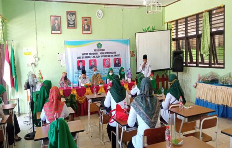 MTs Negeri 1 Kukar Gelar Pisah Sambut Kepala Sekolah, Sapini: Terima Kasih Kerjasama Selama Ini