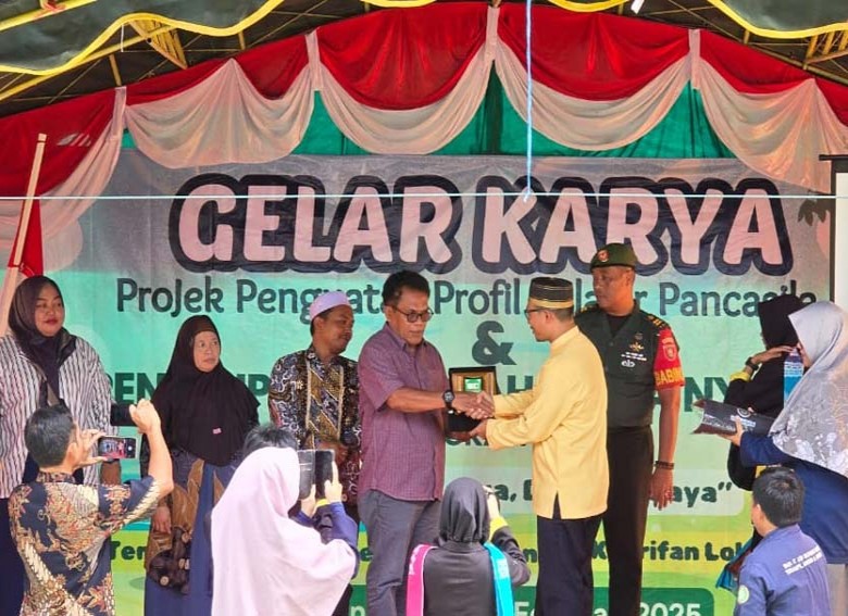 Suksesnya Program Sekolah Kerja Nyata (SKN) SMAIT Ash Shohwah Angkatan 9 di Labanan Makarti