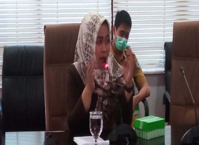 Astuti Apresiasi Program Tiada Hari Tanpa Layanan Bontang Barat