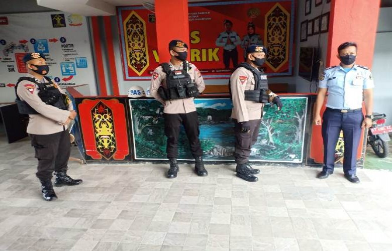 Brimob Polda Kaltim Sambangi Rutan Kelas II B Balikpapan