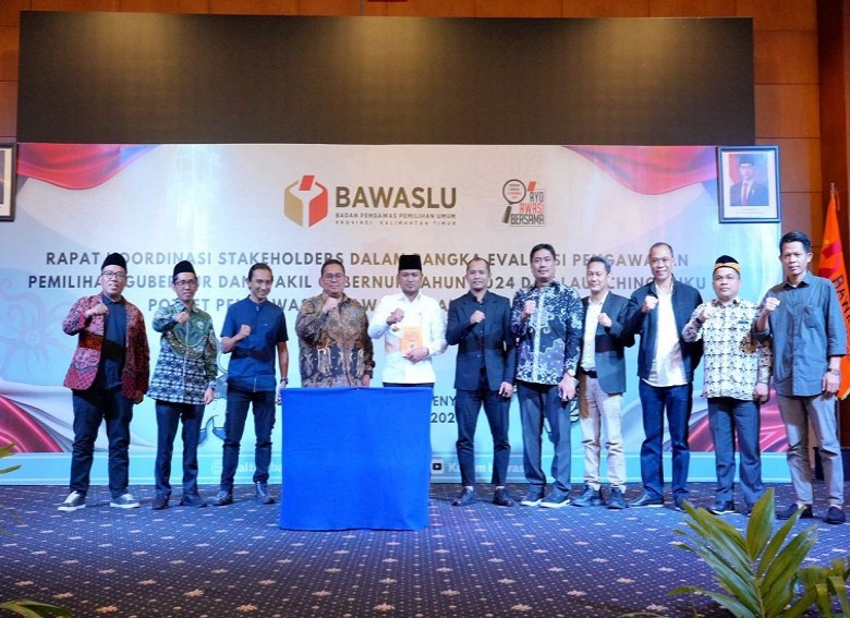 Rakor Stakeholders dan Peluncuran Buku Bawaslu Kaltim, Gubernur Rudy : Kaltim Semakin Matang Berdemokrasi