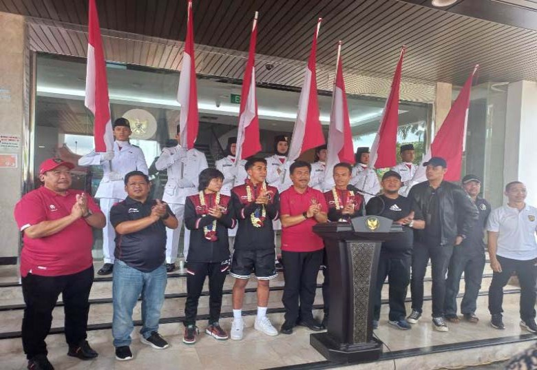 Kedatangan Empat Atlet Kukar Disambut Suka Cita, Pemkab Janjikan Bonus