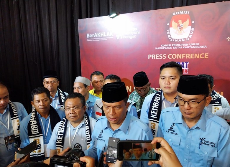 Dendi-Alif Tawarkan Program Pendidikan dan Kesehatan Gratis
