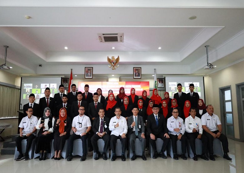 Lantik Pejabat Fungsional dan Kepala Sekolah, Wagub Ingatkan Pejabat Layani Masyarakat Sepenuh Hati