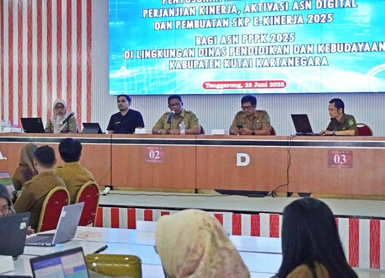 Disdikbud Kukar Terapkan Sistem Digital untuk Tingkatkan Kinerja ASN PPPK