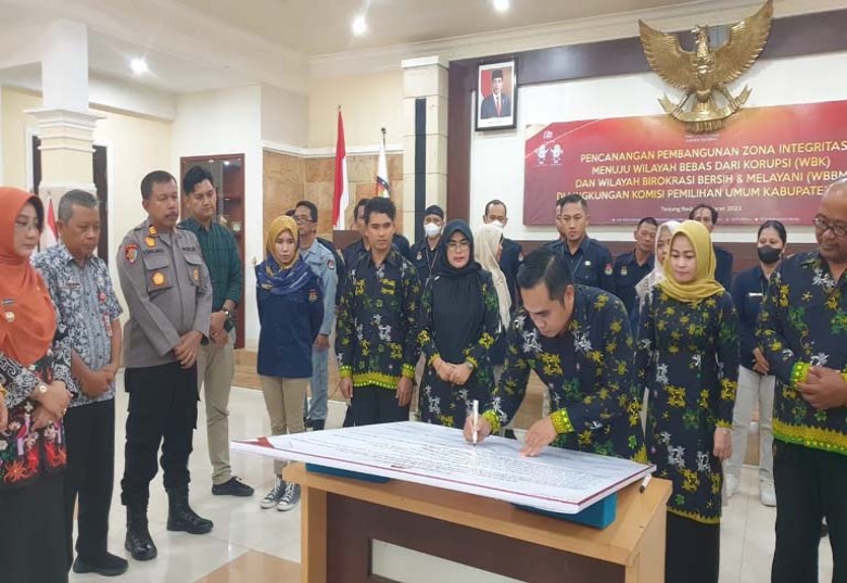 Menuju WBK dan WBBM, Pemkab Berau Canangkan Pembangunan Zona Integritas