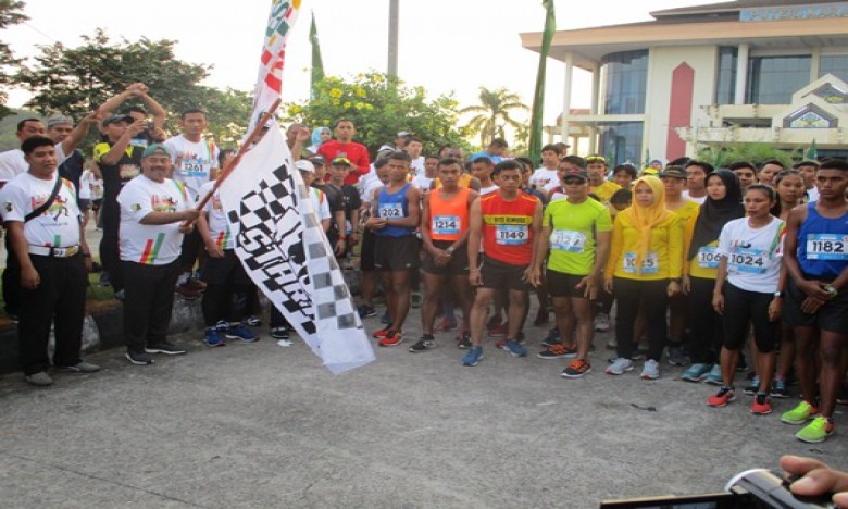 Ratusan Peserta Meriahkan Even Lari 10K