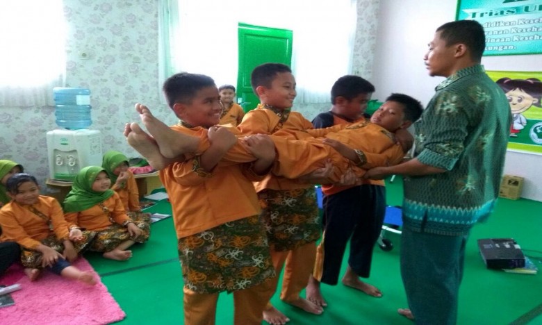 25 Peserta Didik SDN 02 Tenggarong Ikuti Pelatihan Dokter Kecil